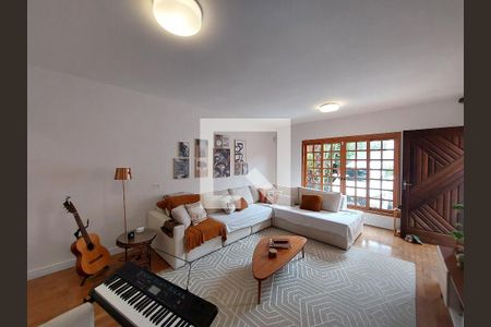 Sala de casa à venda com 4 quartos, 180m² em Jardim Umuarama, São Paulo