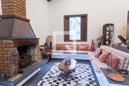 lareira de casa de condomínio à venda com 4 quartos, 2600m² em Retiro do Chale, Brumadinho