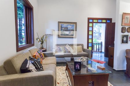 sala de visita de casa de condomínio à venda com 4 quartos, 2600m² em Retiro do Chale, Brumadinho