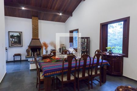 sala de casa de condomínio à venda com 4 quartos, 2600m² em Retiro do Chale, Brumadinho