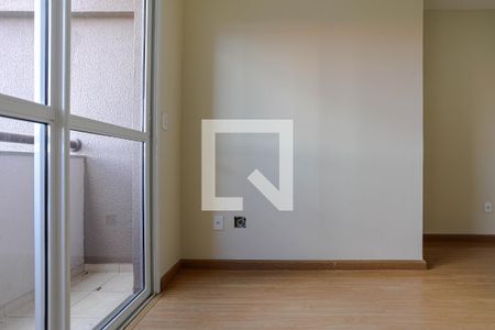 Sala de apartamento para alugar com 3 quartos, 71m² em Jardim Marica, Mogi das Cruzes