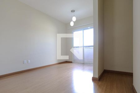 Sala de apartamento para alugar com 3 quartos, 71m² em Jardim Marica, Mogi das Cruzes