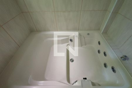 Banheiro Suíte de casa à venda com 5 quartos, 220m² em Jardim do Lago, Campinas