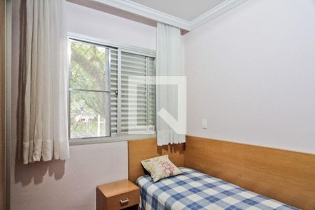 Quarto 1 de apartamento à venda com 3 quartos, 52m² em Parque Maria Domitila, São Paulo