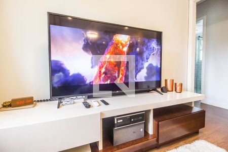 Sala de TV de apartamento à venda com 2 quartos, 101m² em Residencial Zero (tambore), Santana de Parnaíba