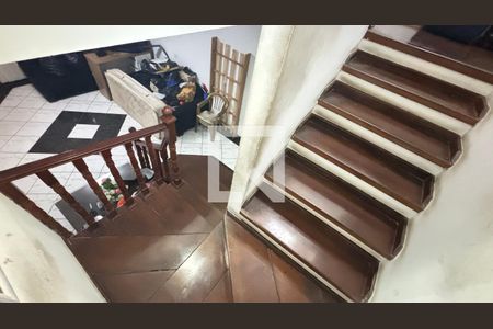 Escada de casa à venda com 3 quartos, 125m² em Jardim Ana Maria, Santo André