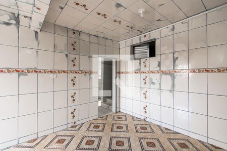 Sala da casa 1 de apartamento à venda com 8 quartos, 140m² em Vila Ponte Rasa, São Paulo