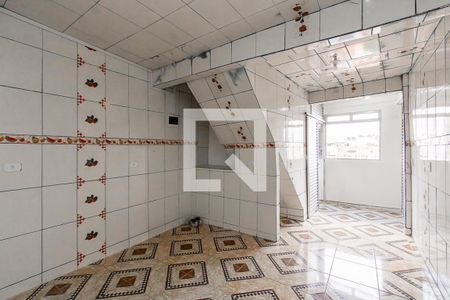 Sala da casa 1 de apartamento à venda com 8 quartos, 140m² em Vila Ponte Rasa, São Paulo