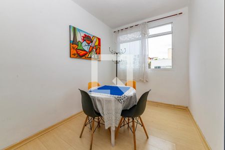 Sala de apartamento para alugar com 3 quartos, 63m² em Padre Eustáquio, Belo Horizonte