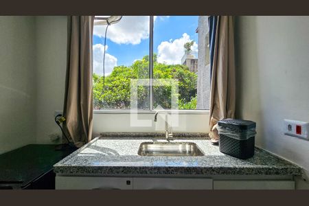 Vista//Sala/Quarto / Cozinha de kitnet/studio para alugar com 1 quarto, 18m² em Vila Castelo, São Paulo