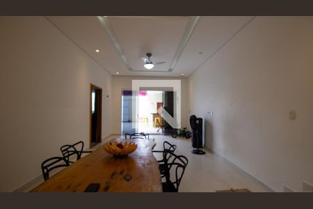 Sala de casa de condomínio à venda com 4 quartos, 250m² em Vargem Grande, Rio de Janeiro