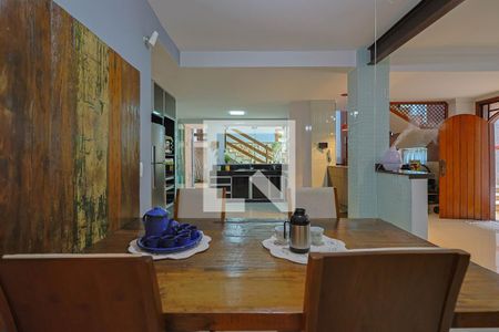 Sala de casa para alugar com 3 quartos, 300m² em Alto Caiçaras, Belo Horizonte