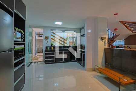 Cozinha de casa para alugar com 3 quartos, 300m² em Alto Caiçaras, Belo Horizonte