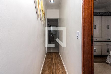 Corredor de casa à venda com 2 quartos, 154m² em Vila Natalia, São Paulo
