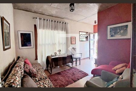 Casa de Condomínio à venda com 4 quartos, 230m² em Ouro Velho Mansões, Nova Lima