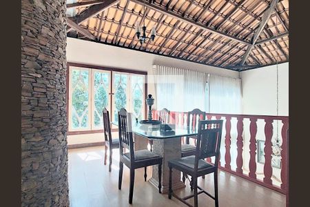 Casa de Condomínio à venda com 4 quartos, 230m² em Ouro Velho Mansões, Nova Lima