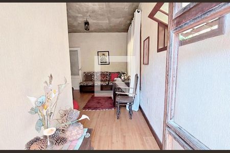 Casa de Condomínio à venda com 4 quartos, 230m² em Ouro Velho Mansões, Nova Lima