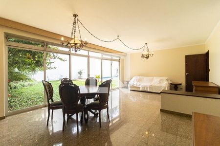 Sala de casa para alugar com 4 quartos, 600m² em Cursino, São Paulo