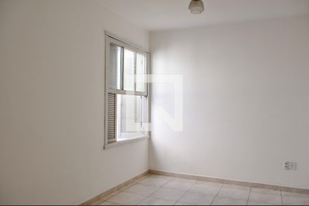 Sala de apartamento para alugar com 3 quartos, 107m² em Medianeira, Porto Alegre