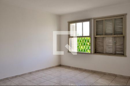 Quarto 1 de apartamento para alugar com 3 quartos, 107m² em Medianeira, Porto Alegre