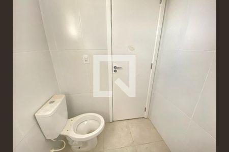 Banheiro da Suite de apartamento para alugar com 2 quartos, 56m² em Vila Galvão, Guarulhos