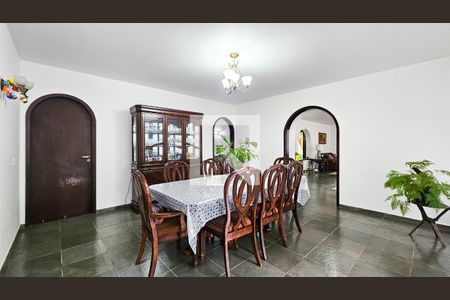 Sala de Jantar de casa para alugar com 5 quartos, 980m² em Jardim Santa Helena, São Paulo