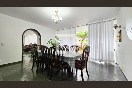 Sala de Jantar de casa para alugar com 5 quartos, 980m² em Jardim Santa Helena, São Paulo