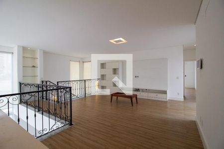 Sala de TV de casa de condomínio para alugar com 5 quartos, 420m² em Jardim Sao Carlos, Sorocaba