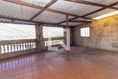 Varanda de casa à venda com 2 quartos, 100m² em Vila Bancaria, São Paulo