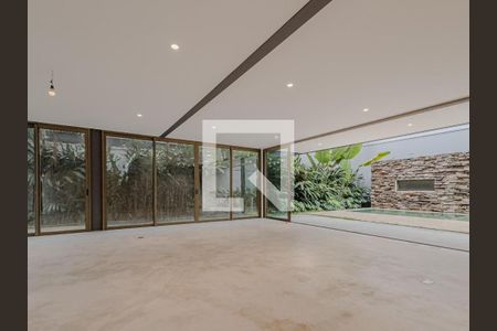 Casa à venda com 4 quartos, 500m² em Jardim Paulista, São Paulo