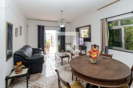 Sala de casa para alugar com 4 quartos, 142m² em Cidade São Mateus, São Paulo