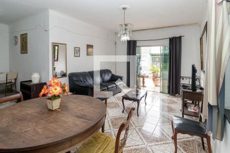 Sala de casa para alugar com 4 quartos, 142m² em Cidade São Mateus, São Paulo