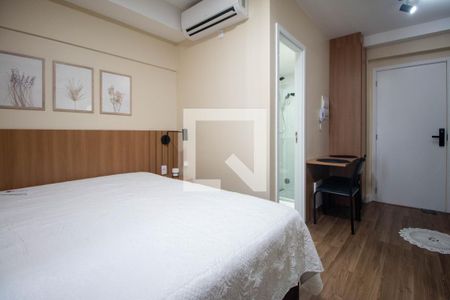 Sala/Quarto/Cozinha de apartamento para alugar com 1 quarto, 27m² em Santo Amaro, São Paulo