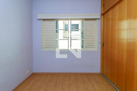 Quarto 2 de casa à venda com 2 quartos, 120m² em Vila Gertrudes, São Paulo