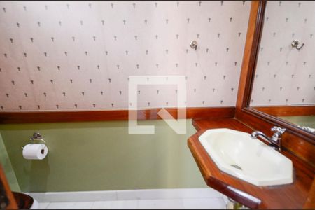 Lavabo de casa à venda com 3 quartos, 180m² em Maracanã, Rio de Janeiro