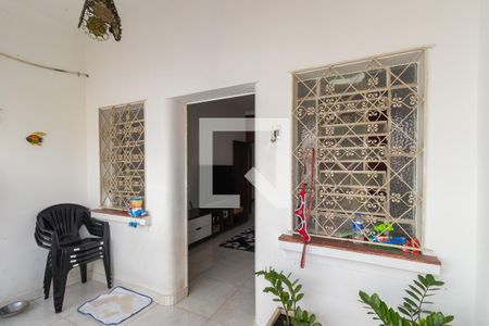 Hall de entrada de casa à venda com 4 quartos, 250m² em Botafogo, Campinas