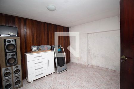 Quarto 2 de casa para alugar com 1 quarto, 70m² em Piqueri, São Paulo