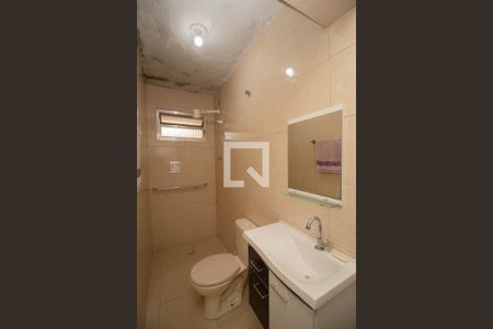 Banheiro de casa para alugar com 1 quarto, 40m² em Piqueri, São Paulo