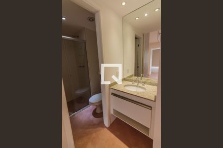 Banheiro de kitnet/studio à venda com 1 quarto, 42m² em Pompeia, São Paulo