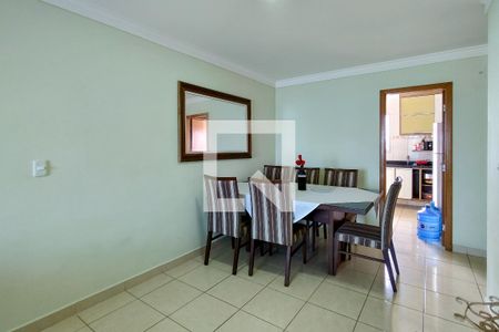 Sala de apartamento para alugar com 2 quartos, 92m² em Vilamar, Praia Grande