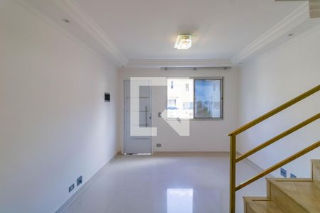 Sala de casa de condomínio para alugar com 2 quartos, 103m² em Campo Limpo, São Paulo