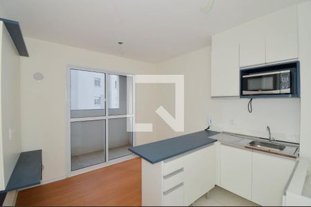 Sala/Cozinha de apartamento para alugar com 1 quarto, 28m² em Vila das Bandeiras, Guarulhos
