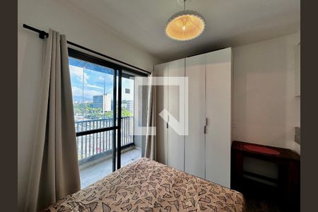 Studio de kitnet/studio à venda com 0 quarto, 28m² em Jardim das Acacias, São Paulo