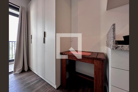 Studio de kitnet/studio à venda com 0 quarto, 28m² em Jardim das Acacias, São Paulo