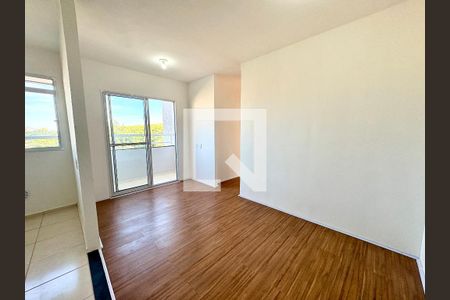 Sala de apartamento para alugar com 3 quartos, 56m² em Vila Rio Branco, Jundiaí
