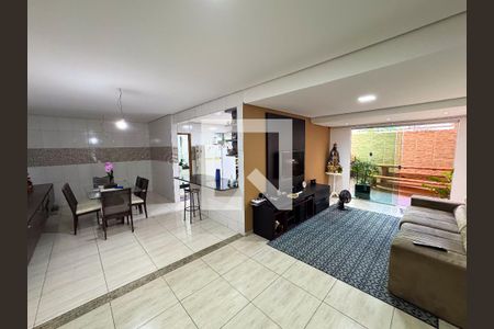 Sala/Cozinha de casa à venda com 3 quartos, 80m² em Eldorado, Contagem