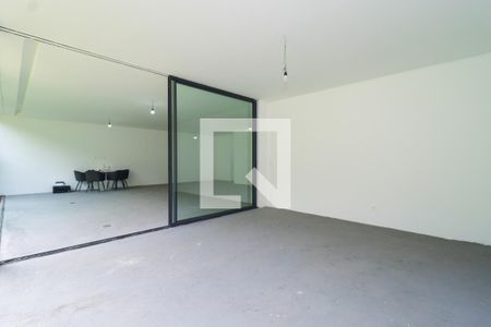 Sala de casa de condomínio à venda com 4 quartos, 548m² em Vila Morumbi, São Paulo