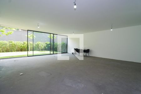 Sala de casa de condomínio à venda com 4 quartos, 548m² em Vila Morumbi, São Paulo