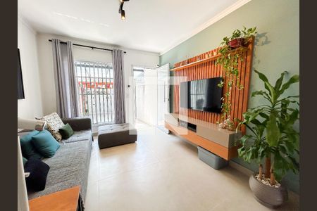 Sala de casa à venda com 2 quartos, 125m² em Jardim Aeroporto, São Paulo