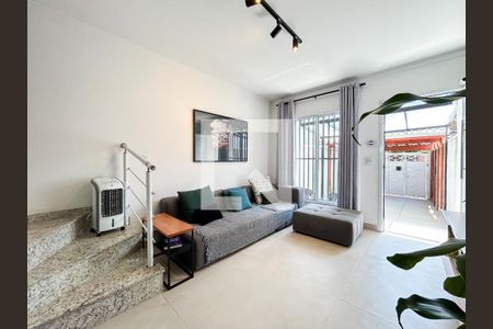 Sala de casa à venda com 2 quartos, 125m² em Jardim Aeroporto, São Paulo